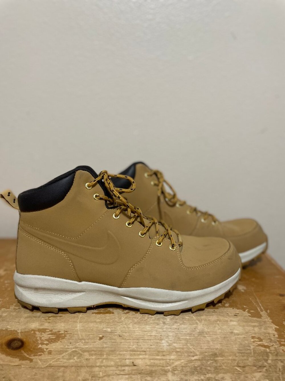 Nike Manoa Leather Boots  (454350-700) Men 13 Tan Casual Lace Up